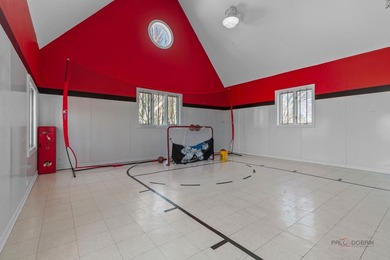 Welcome to an extraordinary all-brick estate in the prestigious - photo 56
