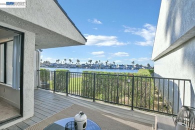 ENJOY WATER VIEWS & waterfront living in this beautifully - photo 3