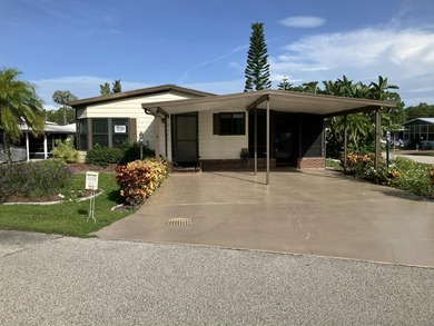 Don't miss this beauty! Eye catching interior design. Corner lot - photo 1