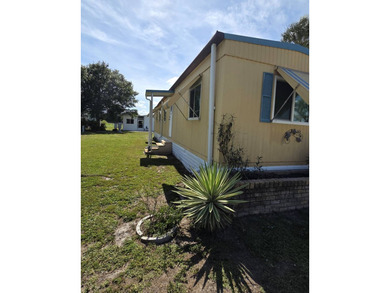 Cozy, comfortable and WELL Maintained! 2 Bedrooms (split plan) - photo 3