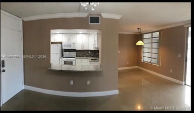 Beautiful 3rd floor unit with stunning canal views from the - photo 3
