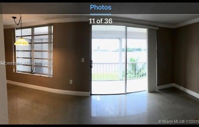 Beautiful 3rd floor unit with stunning canal views from the - photo 6