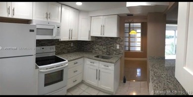 Beautiful 3rd floor unit with stunning canal views from the - photo 9
