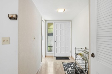 Welcome to resort-style living in The Villages Golf & Country - photo 5