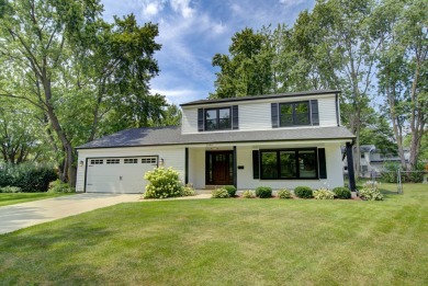Lake Home For Sale in Naperville, Illinois