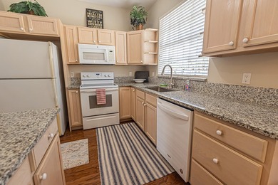 Beautiful Castle Pines at PGA Village! This spacious 3/2.5/2 - photo 4