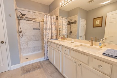 Beautiful Castle Pines at PGA Village! This spacious 3/2.5/2 - photo 8