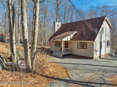 Big Bass Lake Home For Sale in Clifton Pennsylvania