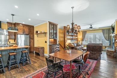 This wonderful Craftsman home with seasonal mountain and lake - photo 12