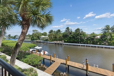 This is a boater's delight. This 3 bedroom, 2 1/2 bath, 2 level - photo 14