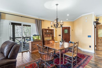 This wonderful Craftsman home with seasonal mountain and lake - photo 16
