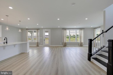 Welcome to one of Bowie's newest communities **South Lake** - photo 16