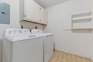This is a boater's delight. This 3 bedroom, 2 1/2 bath, 2 level - photo 19