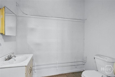 Exceptional Commercial + Residential Package Opportunity! Unique - photo 25