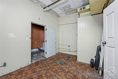 Exceptional Commercial + Residential Package Opportunity! Unique - photo 26