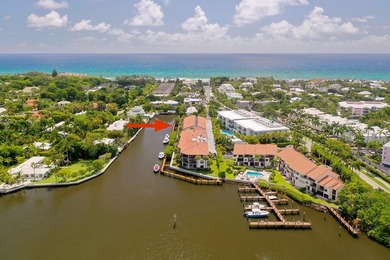This is a boater's delight. This 3 bedroom, 2 1/2 bath, 2 level - photo 27