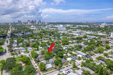 2 separate units. 2bed 1 bath front house, 1 bed 1 bath plus den - photo 1