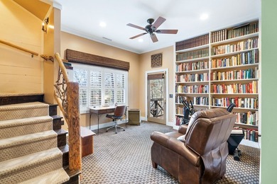 This wonderful Craftsman home with seasonal mountain and lake - photo 32