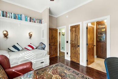 This wonderful Craftsman home with seasonal mountain and lake - photo 37