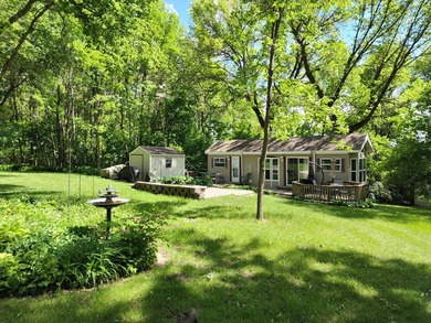 2007 DPH Park Model; bedroom with built-ins; large bathroom with - photo 37