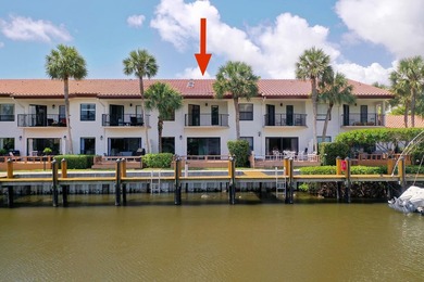 This is a boater's delight. This 3 bedroom, 2 1/2 bath, 2 level - photo 39