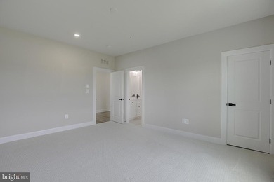 Welcome to one of Bowie's newest communities **South Lake** - photo 48