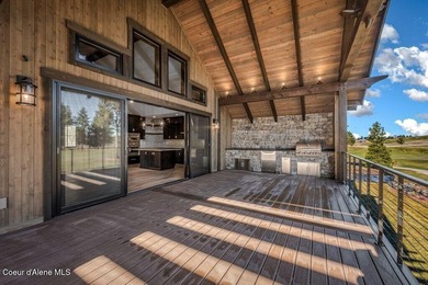 BRAND NEW LUXURY TERRACE AT PRESTIGIOUS BLACK ROCK. Situated off - photo 11