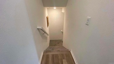 Welcome to this beautifully upgraded 2-bedroom, 2.5-bath - photo 11