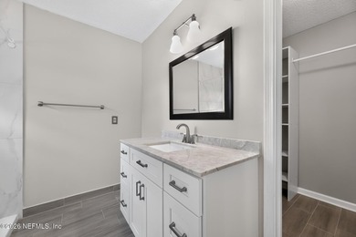 Move-in ready with fresh interior paint and luxury vinyl plank - photo 11