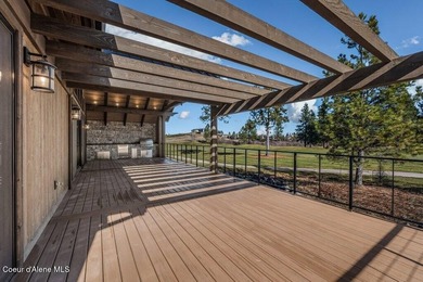 BRAND NEW LUXURY TERRACE AT PRESTIGIOUS BLACK ROCK. Situated off - photo 12