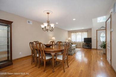 Offered for the first time since its construction in 2000, this - photo 12