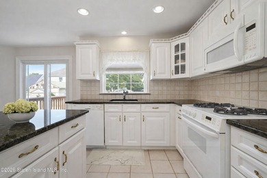Offered for the first time since its construction in 2000, this - photo 14