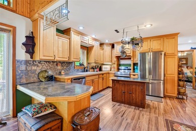 Country lake living at its finest! Enjoy peaceful waterfront - photo 19