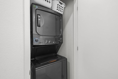 Welcome to this beautifully upgraded 2-bedroom, 2.5-bath - photo 20