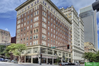 Ryan Renner, M: , ryan.renner,   - A VERY RARE 3 bedroom, 2