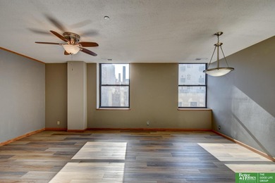 Ryan Renner, M: , ryan.renner,   - A VERY RARE 3 bedroom, 2