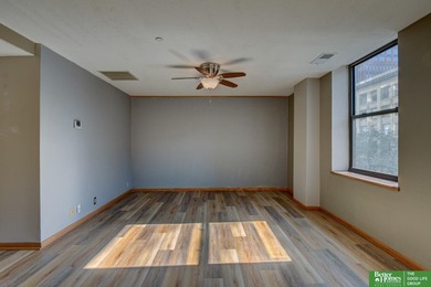 Ryan Renner, M: , ryan.renner,   - A VERY RARE 3 bedroom, 2