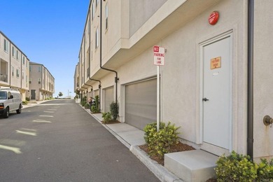 Welcome to this beautifully upgraded 2-bedroom, 2.5-bath - photo 34