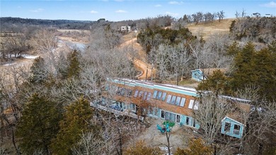 Absolutely one-of-a-kind, fantastically renovated retreat on 13 - photo 5