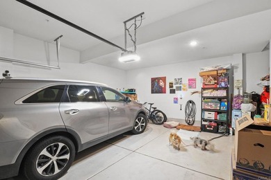 Welcome to this beautifully upgraded 2-bedroom, 2.5-bath - photo 35
