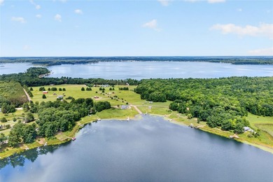Country lake living at its finest! Enjoy peaceful waterfront - photo 36