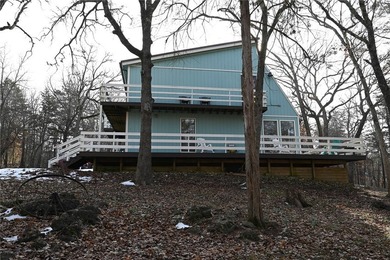 Absolutely one-of-a-kind, fantastically renovated retreat on 13 - photo 9