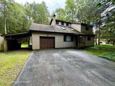 Lake Home For Sale in Albrightsville, Pennsylvania