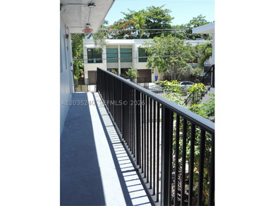 Strategically located in the heart of Coconut Grove. Boutique - photo 6