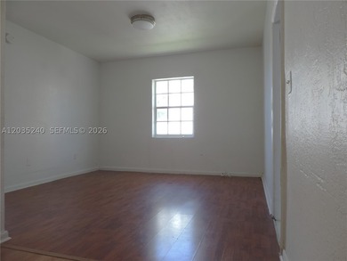Strategically located in the heart of Coconut Grove. Boutique - photo 8