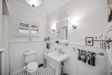 Contact the agent for your appointment. Within 1 block of - photo 31