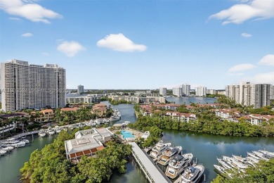 Luxury 3 bed/3 bath flow-through residence Bellini, Williams - photo 34