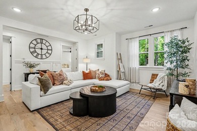 MOTIVATED SELLER! and WATERFRONT-DOCKABLE LOT! This 5 bedroom - photo 40