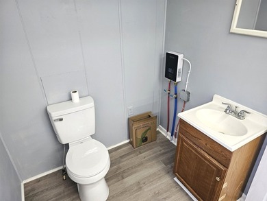 REDUCED!! IDEAL LOCATION for small business or retail! HIGHLY - photo 8