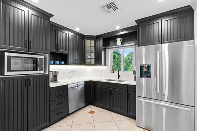 ABSOLUTELY GORGEOUS WATERFRONT SINGLE-FAMILY HOME | PRESTIGIOUS - photo 14
